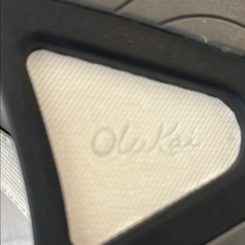 OluKai Pi'o Lua Wedged Sandals - Picture 4 of 4